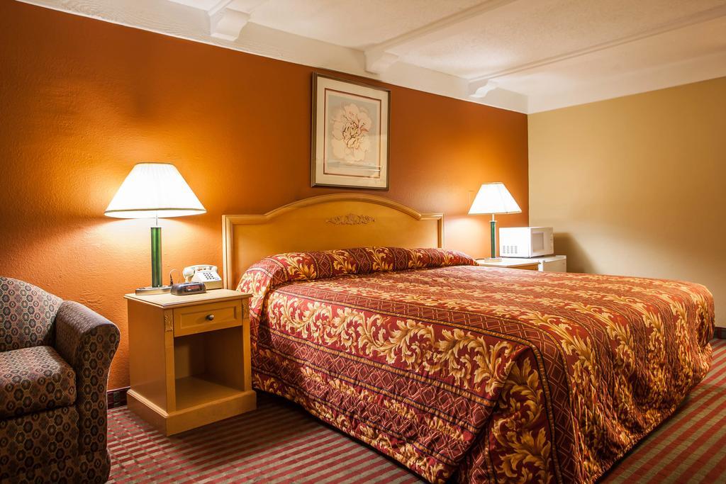 Relax Inn Saint Charles מראה חיצוני תמונה